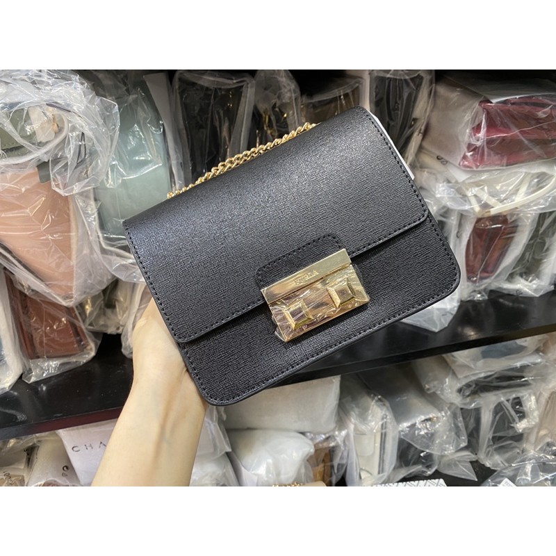 ❥  𝐓𝐮́𝐢 𝐅𝐮𝐫𝐥𝐚 𝐛𝐞𝐥𝐥𝐚- 𝐃𝐀 𝐓𝐡𝐚̣̂𝐭