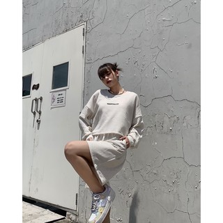 Áo Sweater Wanderlust màu kem