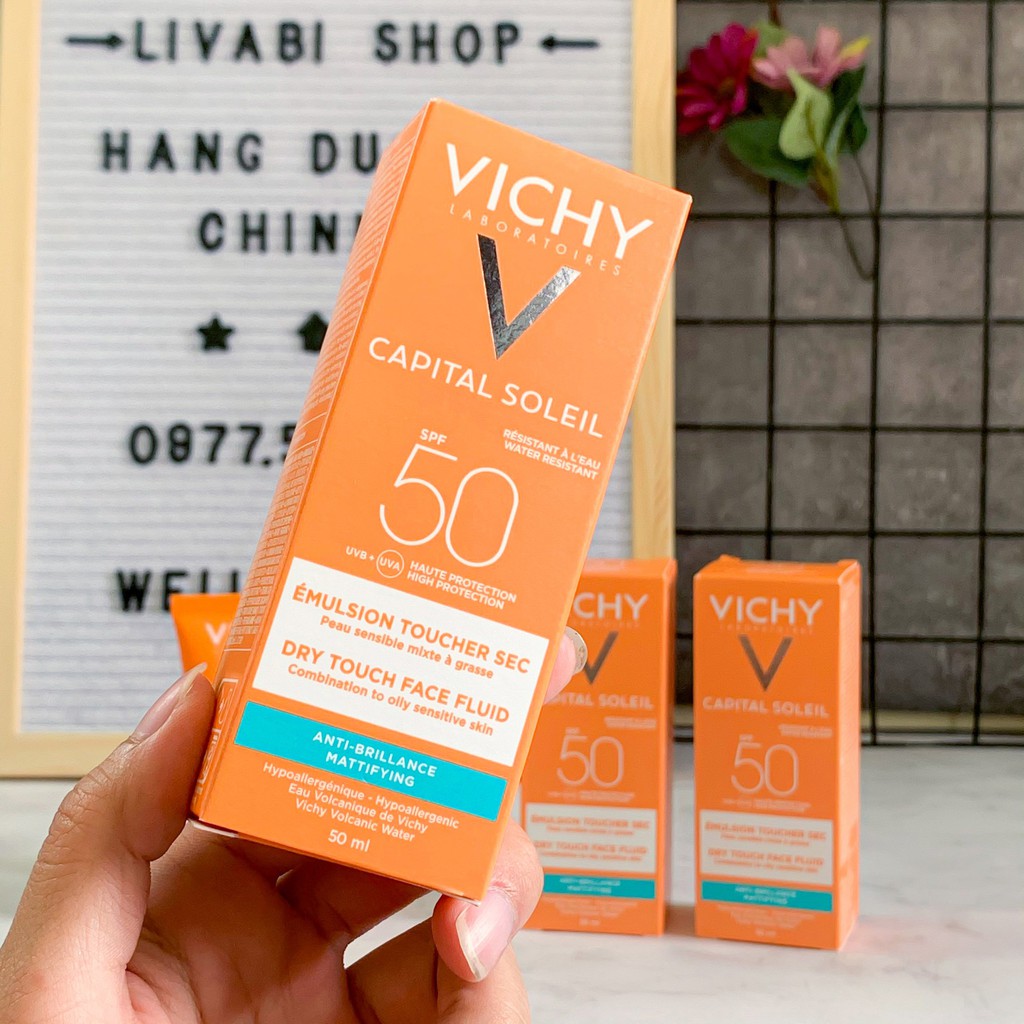 Kem chống nắng SPF 50 UVA +UVB Vichy Capital Soleil Mattifying Dry Touch Face Fluid