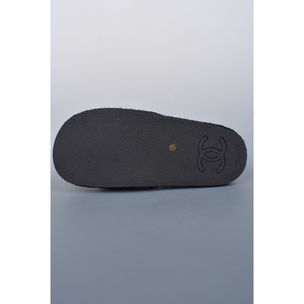 Mules Dệt Kim Phản Chiếu Màu Đen. G38189 X56418 94305 Không Hộp