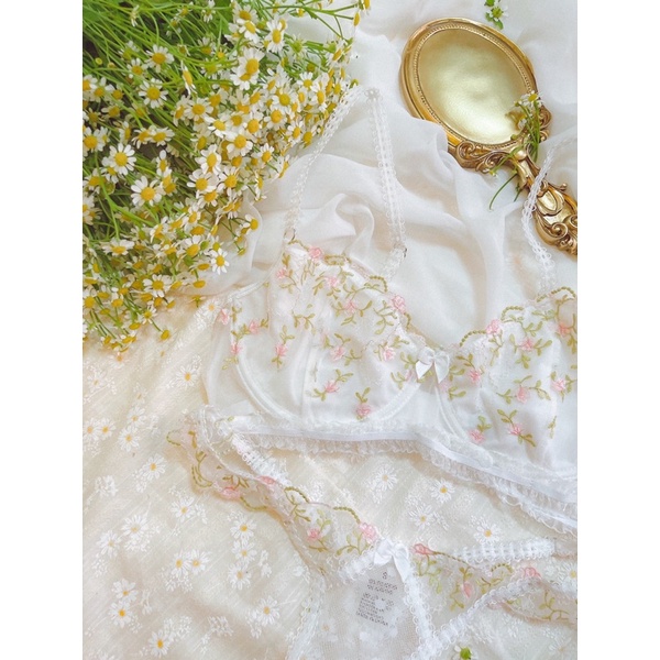 Set bra hoa nhí thêu