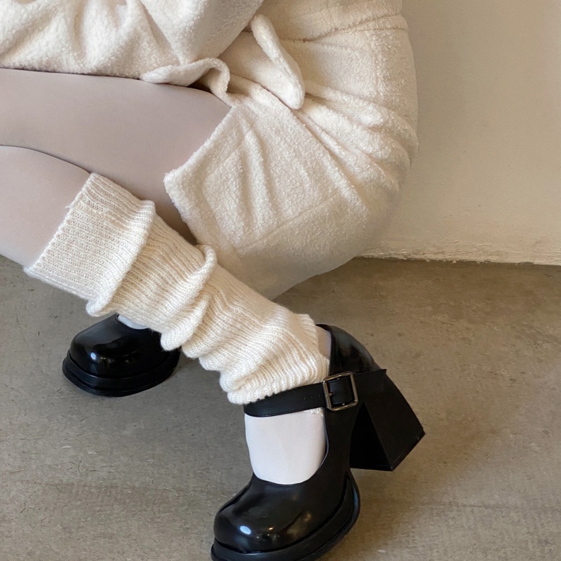 Xixi Vớ Dệt Kim Cao Tới Gối Màu Trơn Khoét Rỗng Giữ Ấm Mùa Đông Đơn Giản Cho Nữ