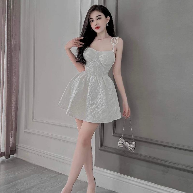 Váy 2 dây buộc vai cúp ngực gấm | BigBuy360 - bigbuy360.vn