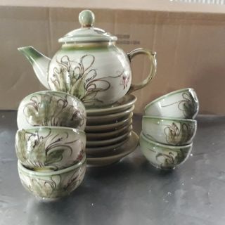Thanh lý Bộ ấm chén Bát Tràng hoa văn chuồn chuồn