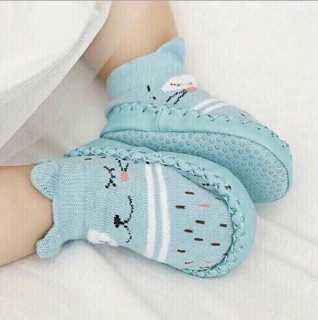 Combo 2 đôi giày tập đi