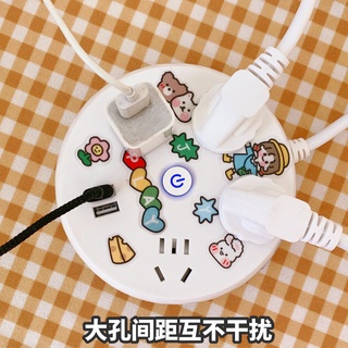 Ổ cắm điện đa năng với cổng USB tiện lợi