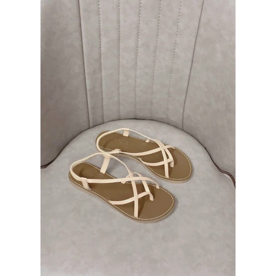 Giày sandal nữ dây mẫu mới