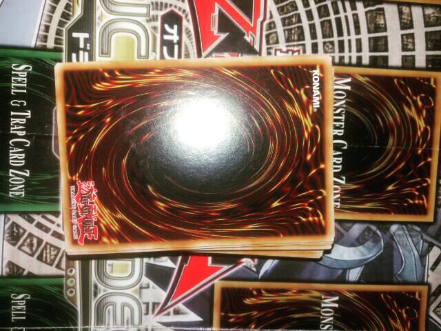 50 THẺ BÀI YUGIOH NGẪU NHIÊN