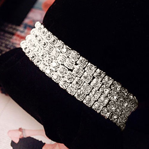 Vòng tay trang sức đính kim cương thời trang cho nữ | BigBuy360 - bigbuy360.vn
