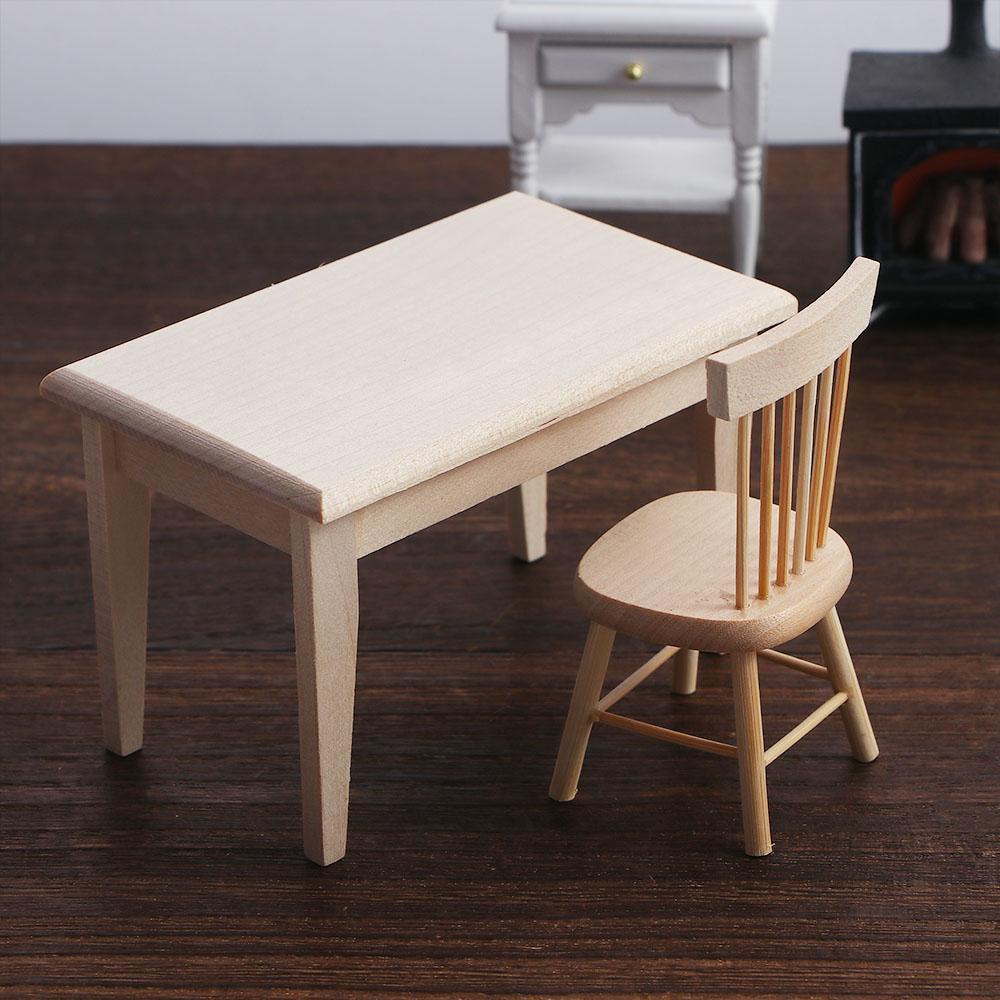 Đồ trang trí Bàn Ăn Mini Bằng Gỗ Dùng Trang Trí Phòng Ăn Tỷ Lệ 1: 12