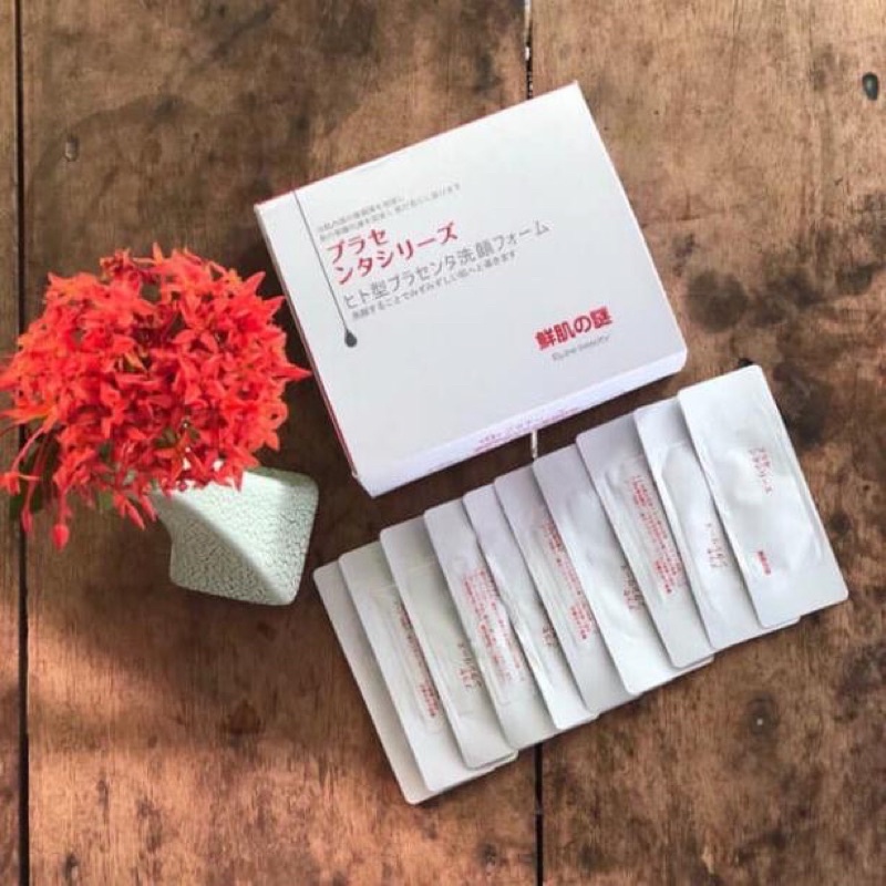 1 GÓI MẶT NẠ Ủ TRẮNG NHAU THAI CHÍNH HÃNG