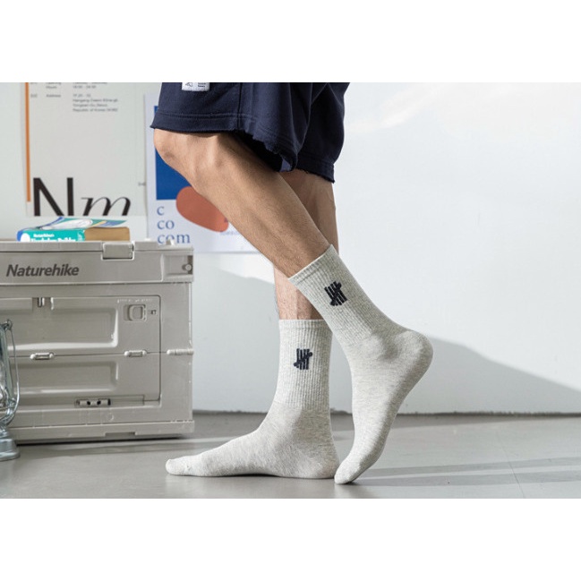 Vớ cổ cao Unisex nhiều mẫu phong cách Hiphop, thể thao, đường phố &amp; năng động.