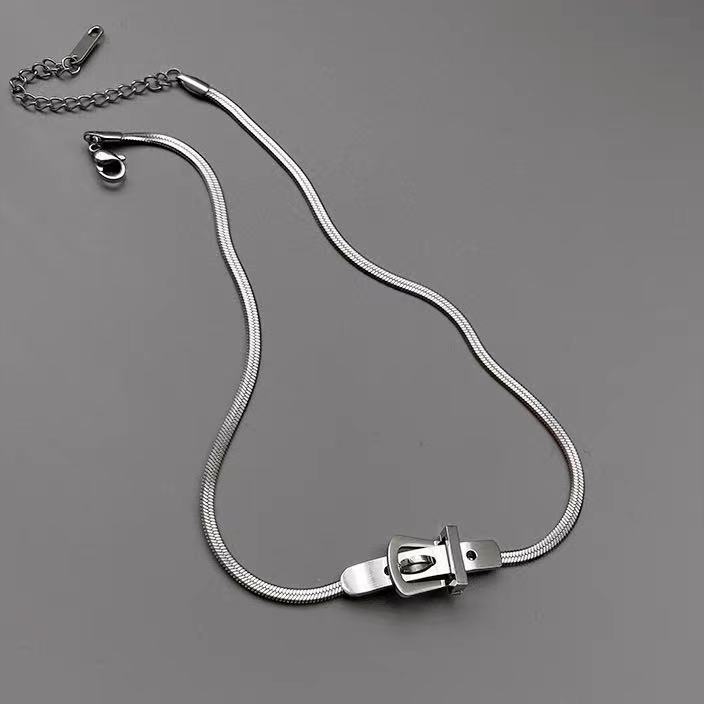 ☜Vòng Cổ Có Khóa Phong Cách Hip Hop Châu Âu Cá Tính Cho Nữ