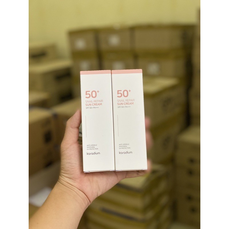 Kem Chống Nắng Karadium Snail Repair Sun Cream SPF 50+ PA+++