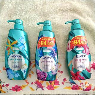 Dầu gội Rejoice nước hoa perfume collection chai 632,3ml