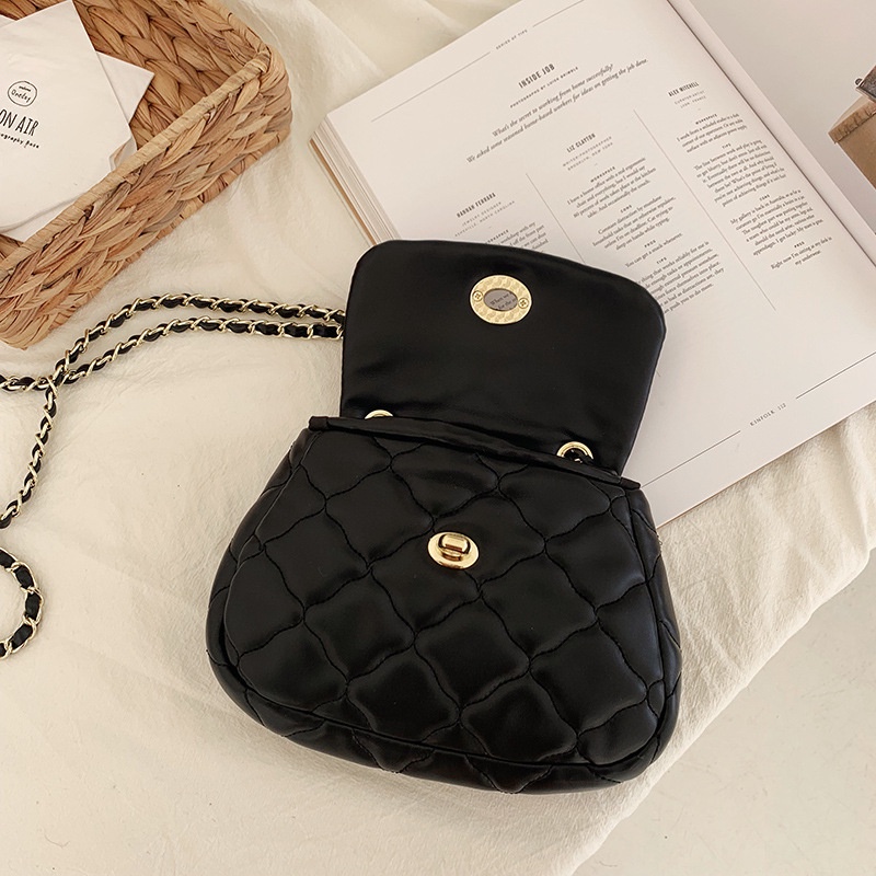 Túi đeo chéo hình đám mây mới