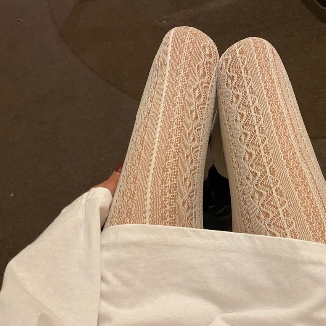 [Hàng có sẵn] Quần tất dài ôm chân khoét lỗ gợi cảm chống móc khóa mùa thu