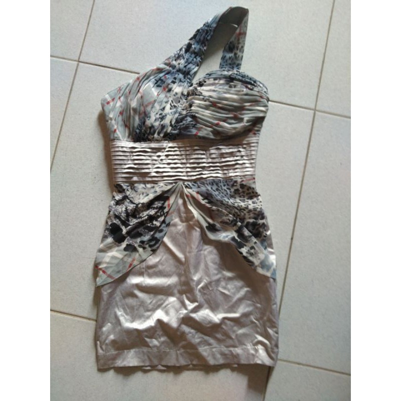 Thanh lý Váyđồng giá