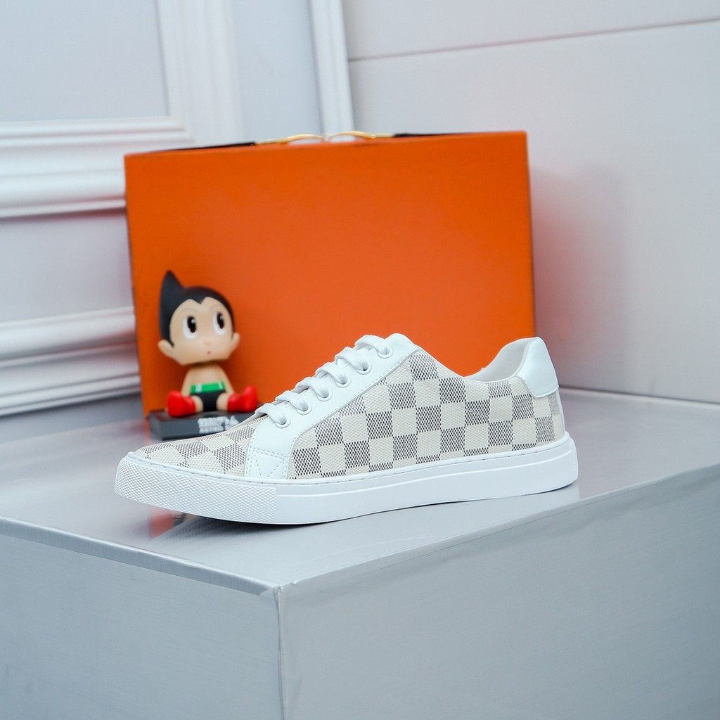 Giày sneakers nam da thật Louis Vuitton LV họa tiết cổ điển kết hợp với màu sắc hiện đại mang đến phong cách mới