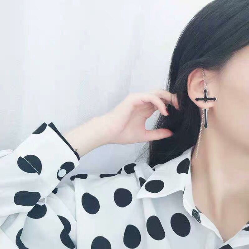 Khuyên đeo vành tai dạng dây xích dài hình thánh giá phong cách punk hiphop độc đáo