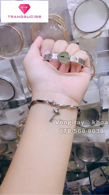 VÒNG TAY TITAN ĐÔI Ổ KHÓA CHÌA