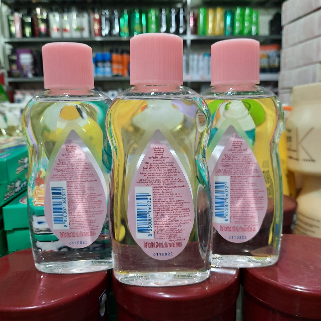 Dầu Mát-xa và Dưỡng Ẩm Johnson's Baby Oil 200ml