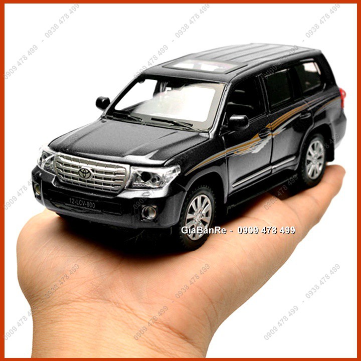 Xe Mô Hình Kim Lọai Toyota Land Cruiser Tỉ Lệ 1:32 - Double Horse - 9863