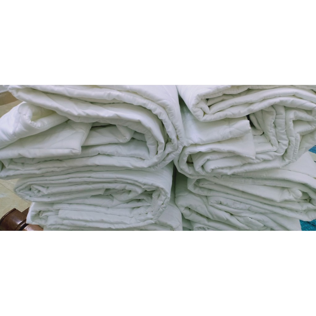 Mền( Chăn) chần bông trắng trơn cotton cao cấp cho nhà nghỉ, khách sạn,gia đìnhf...