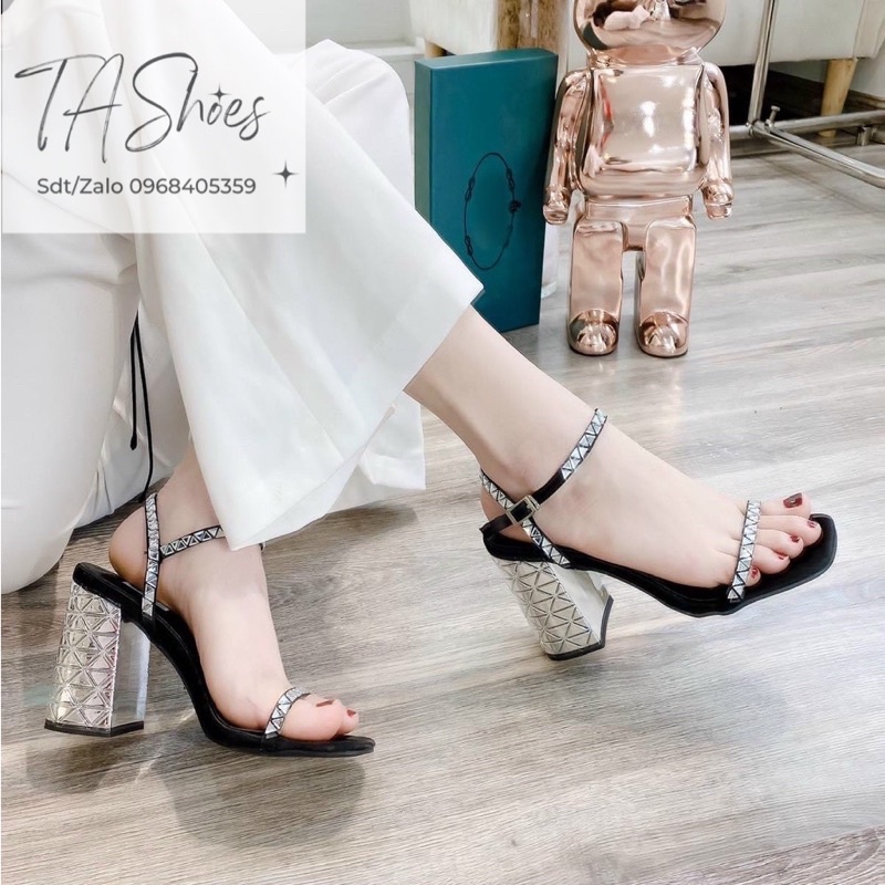 Giày sandal nữ mũi vuông cao 7-8cm gót trụ hàng đẹp sang chảnh trend 2022 đen trắng 2 màu, Guốc quai đính đá hàng loại 1