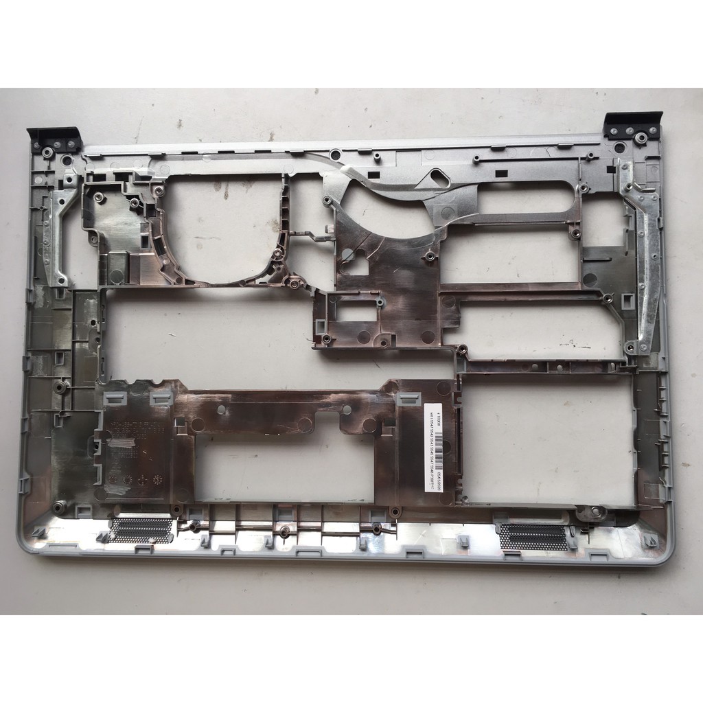 Vỏ mặt D Dell Inspiron 5547 5548