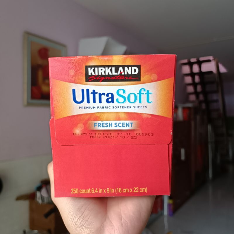 Giấy thơm quần áo Kirkland Ultra Soft Mỹ hộp 250 tờ, giấy thơm và mềm vải