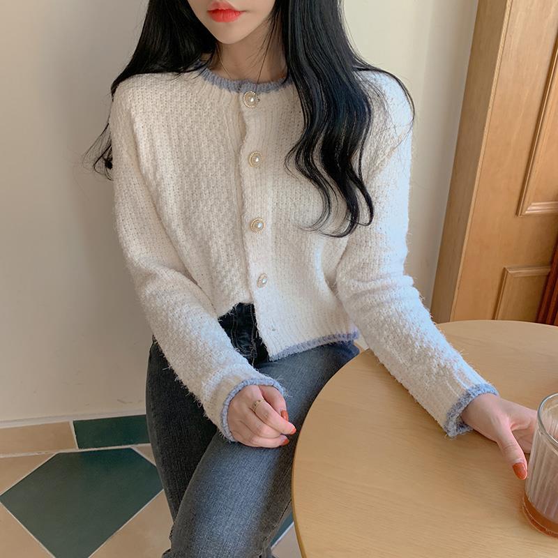 Áo Khoác Cardigan Dáng Rộng Phối Nút Ngọc Trai Thời Trang