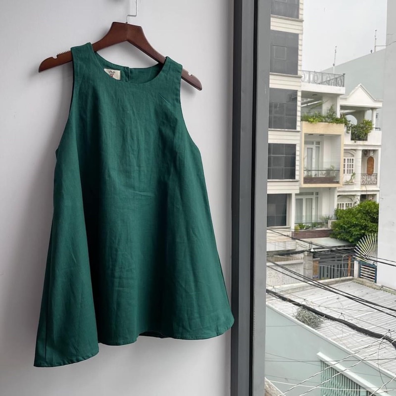 Áo Sát Nách Nữ Xẻ Lưng Linen- JiJi Top Xẻ Lưng Cài Cúc
