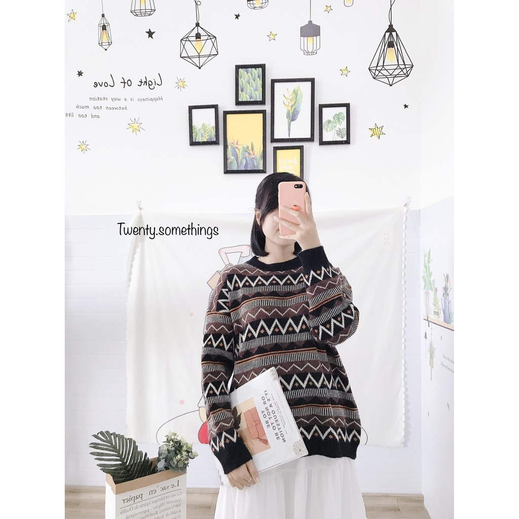 Áo Len Trơn Form Rộng Cổ V Tay Dài Hàn Quốc