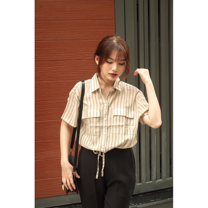 Áo Kiểu 2 Túi Kẻ Sọc - AS22004