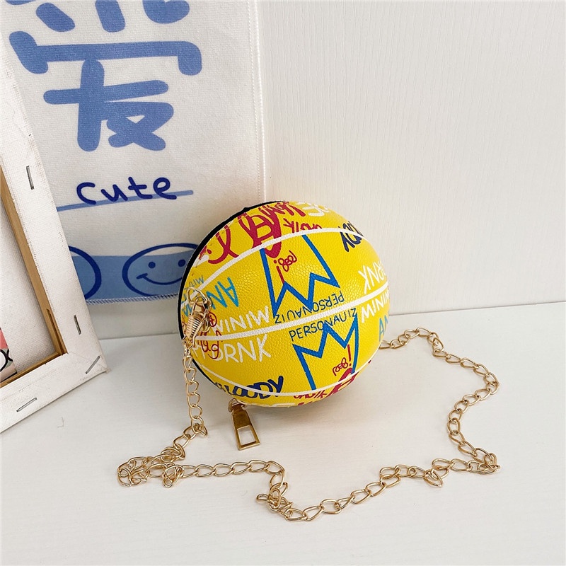 Túi Đeo Chéo Họa Tiết Graffiti Phối Xích Thời Trang Cá Tính Cho Các Bé