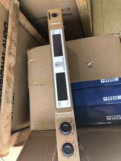 Micro không dây SHURE TR2800