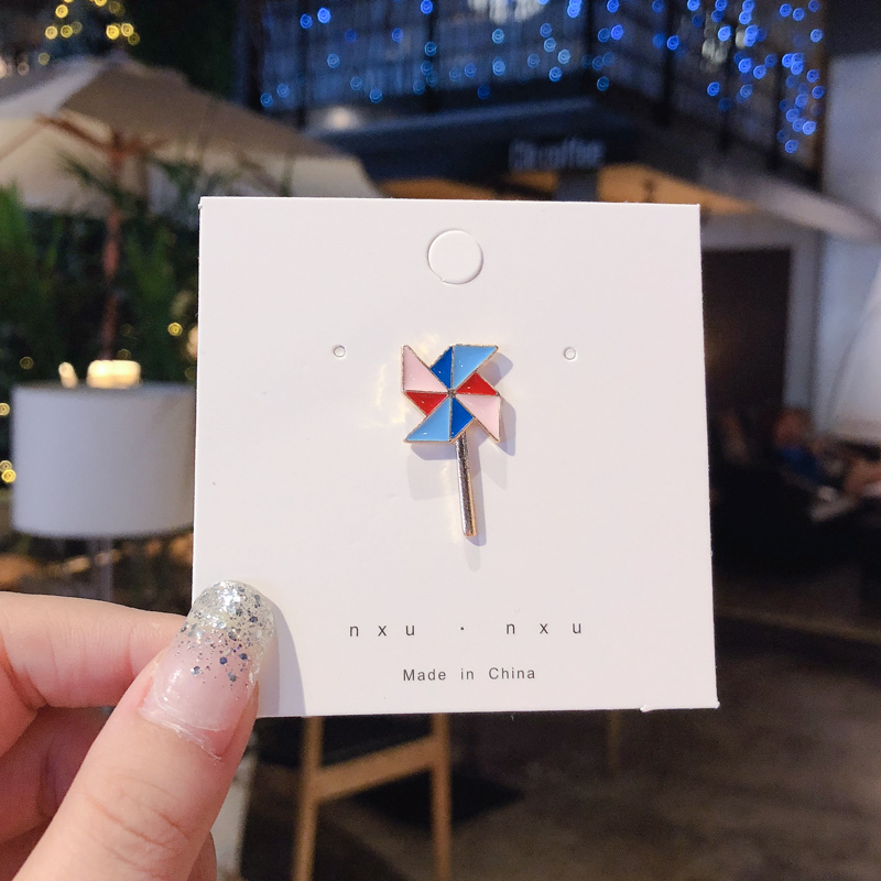 Trâm cài áo hình hoạt hình phong cách hàn quốc xinh xắn