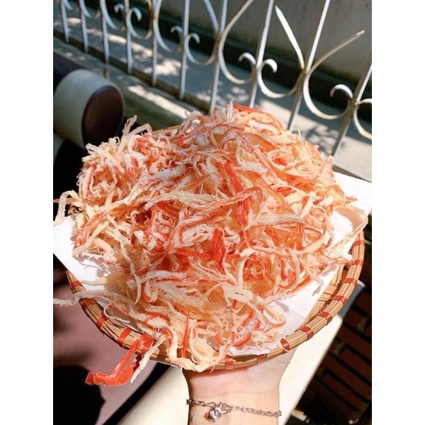 BÁN SỈ MỰC KHÔ XÉ SỢI HẤP NƯỚC DỪA - hộp 200gr | BigBuy360 - bigbuy360.vn