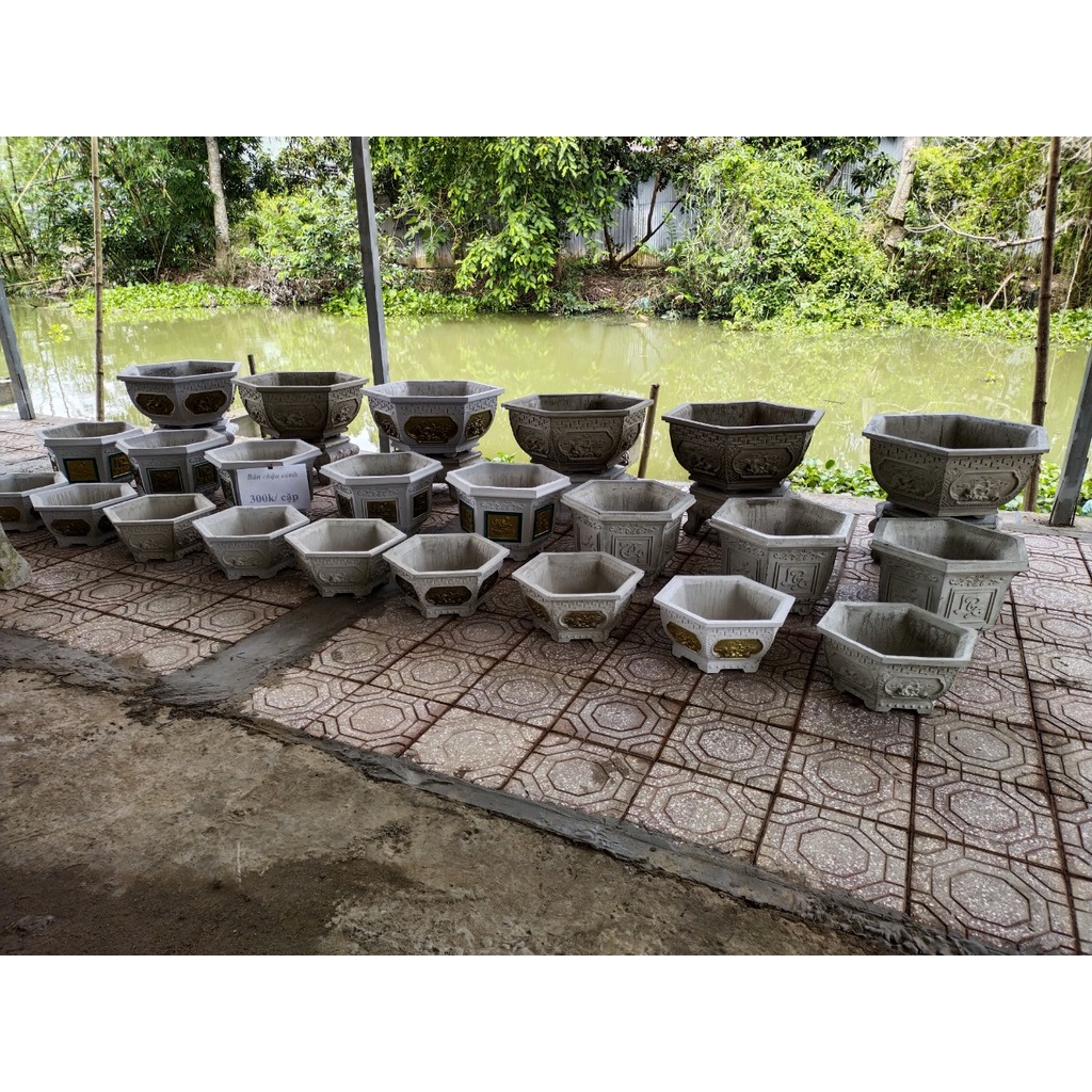 Khuôn đúc chậu lục giác 50 và chân đôn