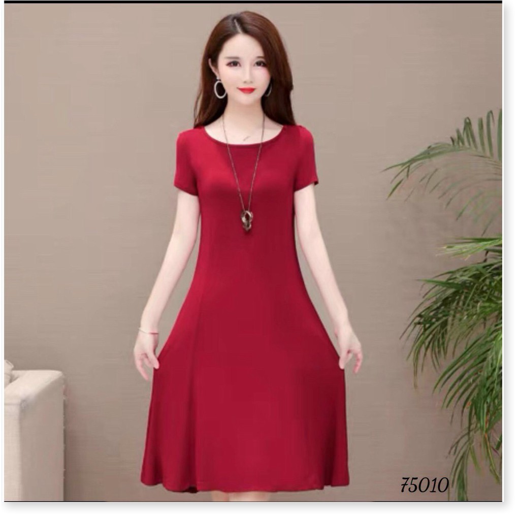 ĐẦM ĐŨI QUÃNG CHÂU,THIẾT KẾ HỌA TIẾT TRƠN NHƯNG KHÔNG KÉM PHẦN SANG TRỌNG THỜI TRANG MỚI KME