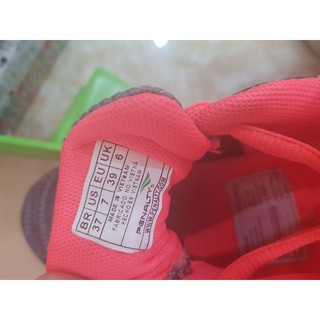 giày thể thao made in VN