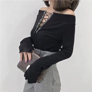 [Có sẵn] Áo trễ vai đan dây