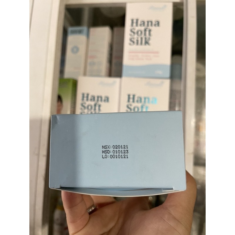 (chính hảng 100%) Dung dịch vệ sinh phụ nư  Hana soft silk (Hanayuki )Hàng mới về