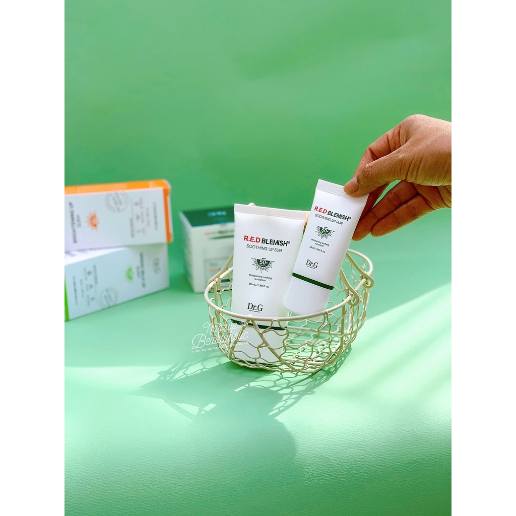 Kem chống nắng hóa học da nhạy cảm DR. G RED BLEMISH SOOTHING UP SUN