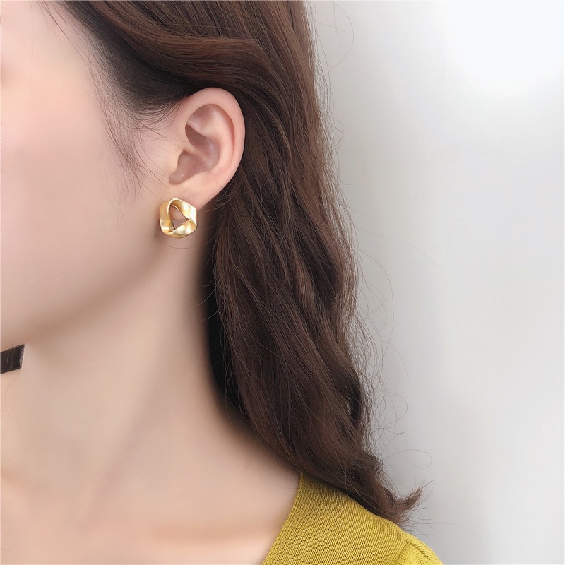 S925 Bông tai tam giác cách điệu khuyên tai nữ nụ hợp thời trang  Cocochang shop