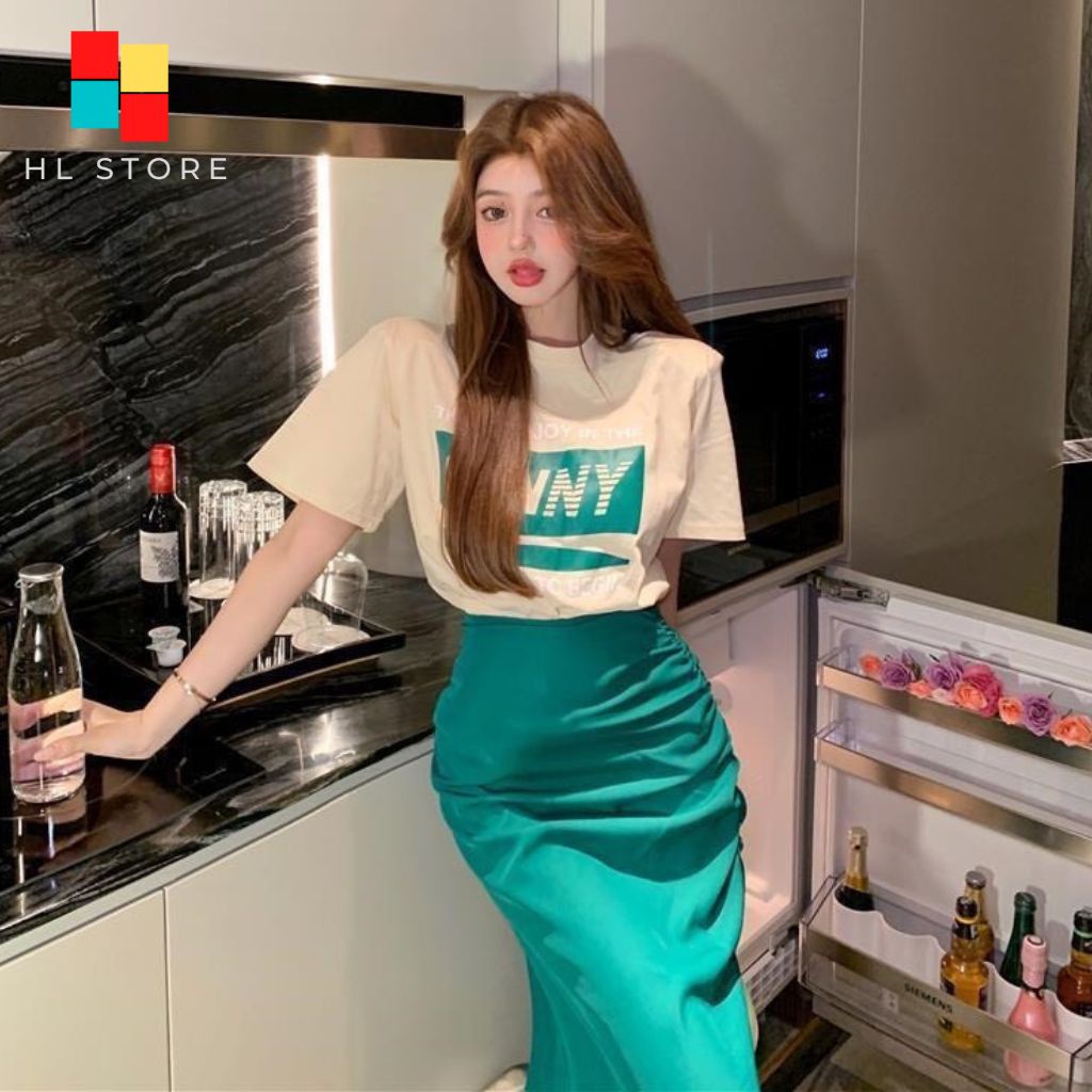 Set áo thun tay ngắn Sunny + Chân váy chữ A lưng cao xẻ đùi phong cách Ulzzang HL01 | BigBuy360 - bigbuy360.vn