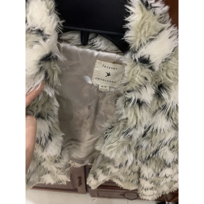 Pass áo khoác lông