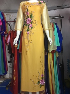 Áo dài mẹ,bà sui