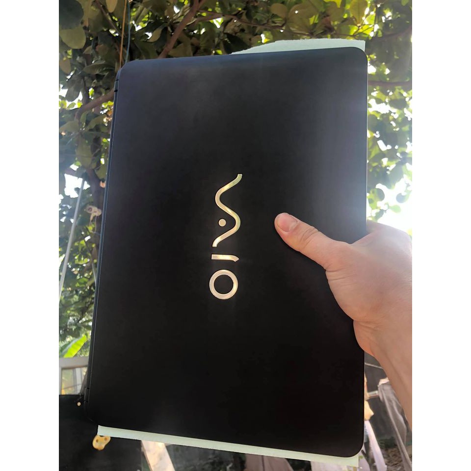 Latop Sony Vaio SVF142C1WW đã qua sử dụng like new 99%( hình thật ) | BigBuy360 - bigbuy360.vn